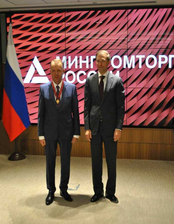 Поздравляем Никитина Александра Александровича с заслуженной наградой!